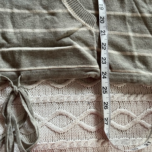 Max Studio Gray and Off White Striped Sweater Women’s Size 1X - Picture 7 of 16